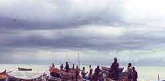 ಮೀನುಗಾರರು ಸಮುದ್ರಕ್ಕೆ ಇಳಿಯದಂತೆ ಸೂಚನೆ
