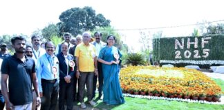 ರೈತರ ಸ್ವಾವಲಂಬಿ ಬದುಕಿಗೆ ಸಮಗ್ರ ಕೃಷಿ ಮಾತ್ರ ಖಾತರಿ